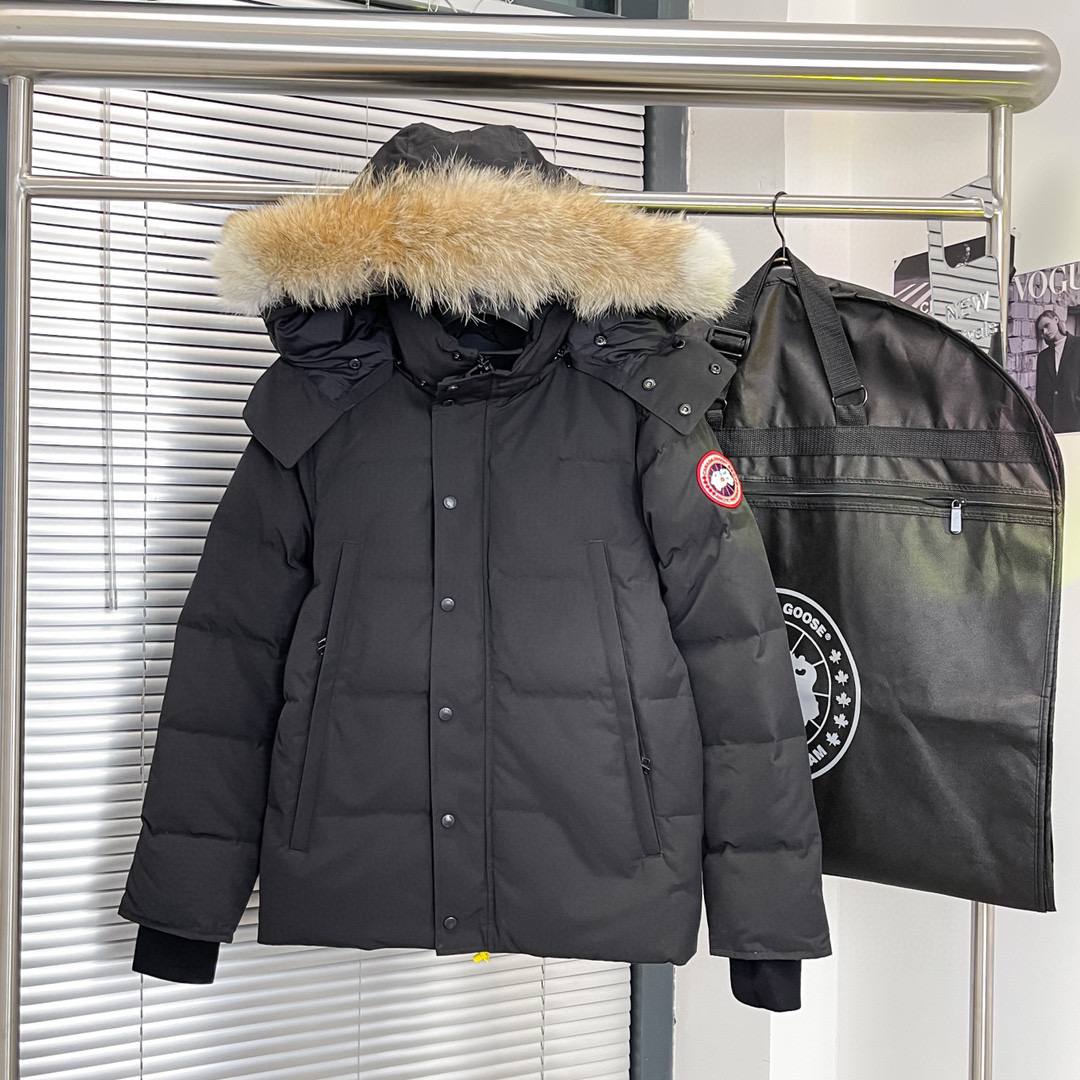Canada Goose Wyndham - Black - Sneakerz Club UK