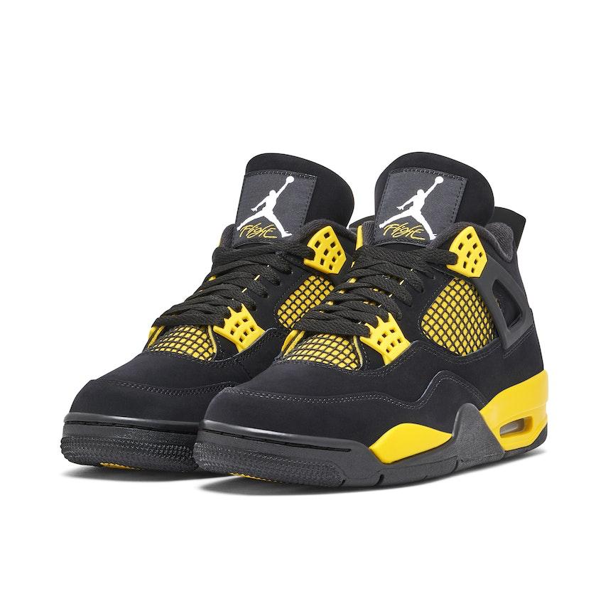 AIR JORDAN 4 THUNDER (2023) - Sneakerz Club UK
