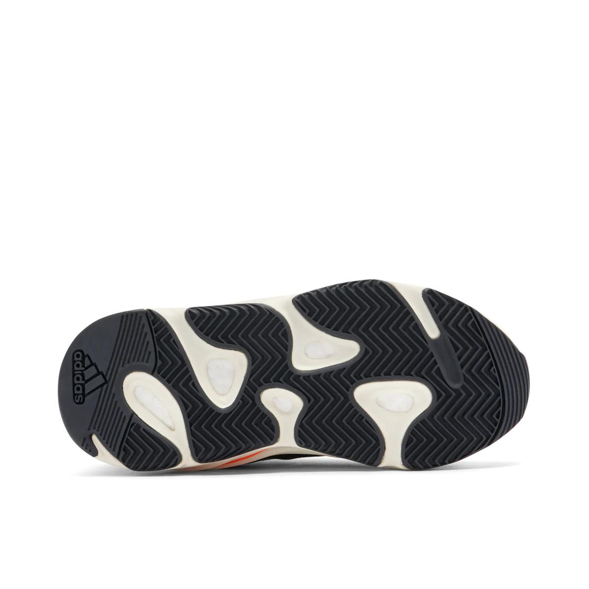 Yzy Boost 700 WAVE RUNNER - Sneakerz Club UK
