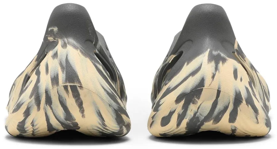 Yzy Foam RNNR MXT Moon Grey - Sneakerz Club UK